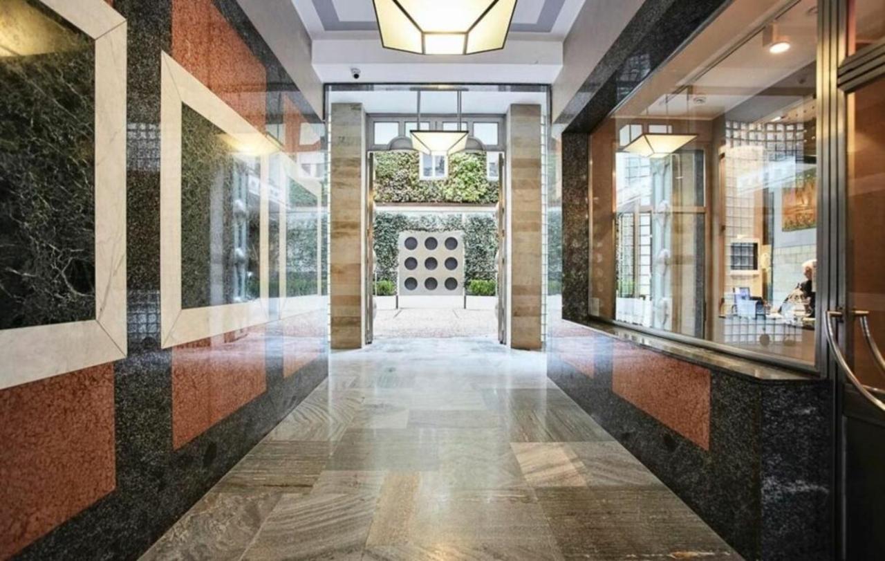Palazzo Beltrade By Halldis Milão Exterior foto